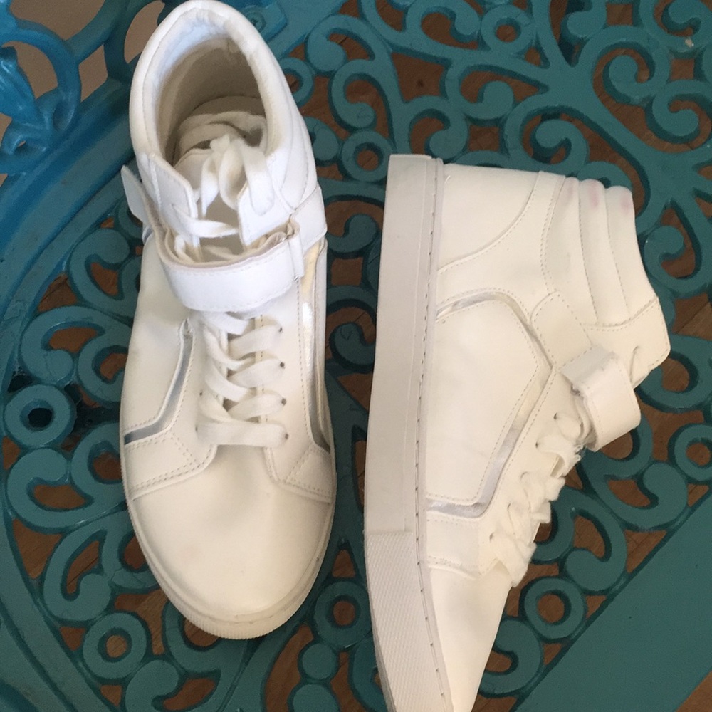 Esprit wayne white tennis shoes